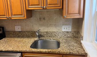 4715 29TH St S, Arlington, VA 22206