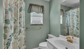 3305 Colonial Ct, Augusta, KS 67010