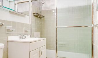 1111 ARLINGTON Blvd #812, Arlington, VA 22209