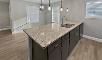 330 DUDLEY St, Atlantic Beach, FL 32233