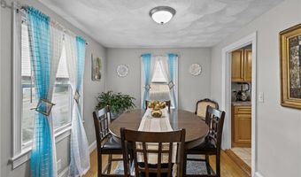 690 Killingly St, Johnston, RI 02919