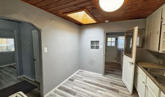 426 Headingly Ave NW A, Albuquerque, NM 87107