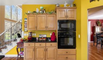 2697 N Bass Ln, Austin, IN 47102