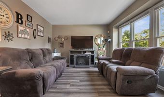 118 QUAIL HOLLOW Dr, Dover, DE 19904