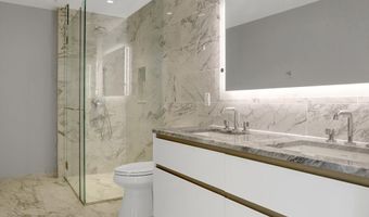 1781 N PIERCE St 1404, Arlington, VA 22209