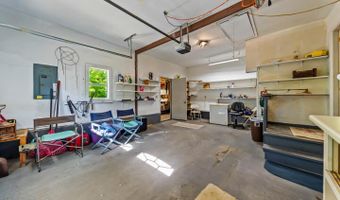 519 Country Club Dr W, Arapahoe, NC 28510
