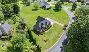 121 Lewis Burnett Dr, Boiling Springs, SC 29316