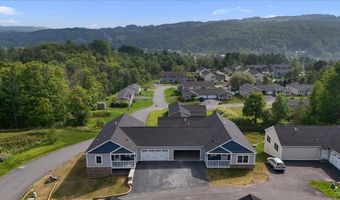 14 Payton Ln, Barre, VT 05641