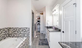 4839 Luxor Dr, Ammon, ID 83401