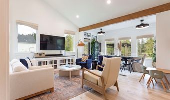 14833 Sunburst Dr, Bigfork, MT 59911