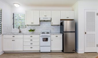 75-693 PAAI Pl, Kailua Kona, HI 96740