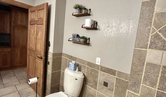 900 S 4th St, Battle Creek, NE 68715