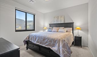 5231 Iron River Ct, Las Vegas, NV 89135