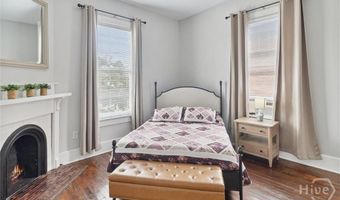 418 E Waldburg St A & B, Savannah, GA 31401