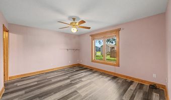1012 8th St SE, Altoona, IA 50009