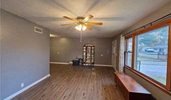 524 Pin Oak St, Adrian, MO 64720