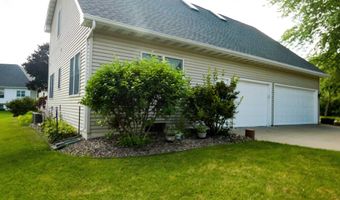125 E WAYFARER Ln, Appleton, WI 54913