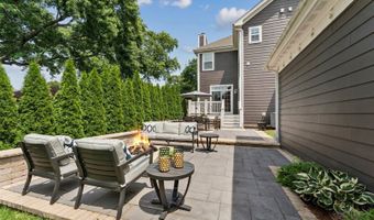 404 W Olive St, Arlington Heights, IL 60004