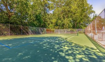 10419 MONTROSE Ave 302, Bethesda, MD 20814