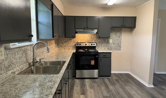 134 Lynwood Dr, Bainbridge, GA 39819