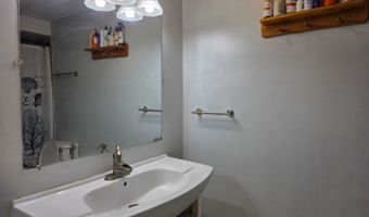 1719 W Lexington Dr, Arlington Heights, IL 60004