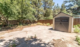 834 NE 11th St, Bend, OR 97701