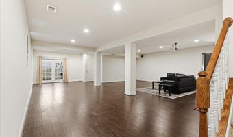 22908 N BROWN Sq, Ashburn, VA 20148