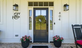 404 London Rd, Ball Ground, GA 30107
