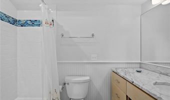 140 Tuckerman Ave, Middletown, RI 02842