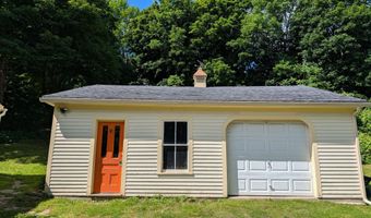 25 Charles St, Belfast, ME 04915