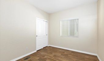 525 W El Norte Pkwy 54, Escondido, CA 92026