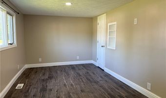 865 East Blvd, Aurora, OH 44202