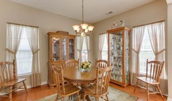 200 Daniels Dr, Yorktown, VA 23690