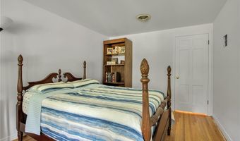 64 Dan Troy Dr, Amherst, NY 14221