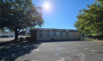 64 Bay Spring Ave, Barrington, RI 02806