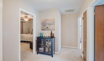 15 W Meadow Dr, Albany, NY 12203