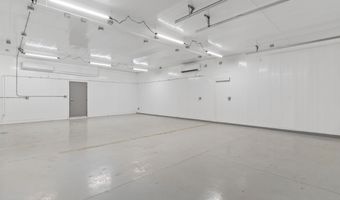 823 Washington St N, Auburn, ME 04210