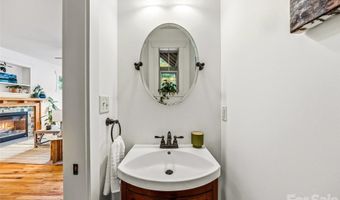 14 Sunset Dr, Asheville, NC 28804