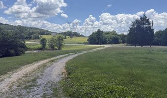 1550 Broadway Dr, Bean Station, TN 37708