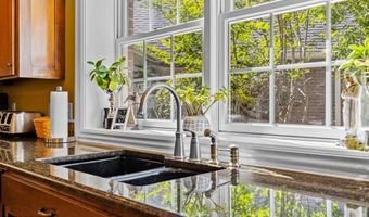 21194 Lawrence 2230, Aurora, MO 65605