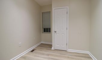 725 N CHESTER St, Baltimore, MD 21205