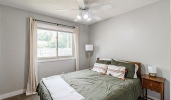 1330 Woodstock Ave, Ames, IA 50014