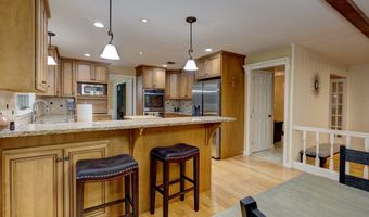 49 Beverly Dr, Avon, CT 06001