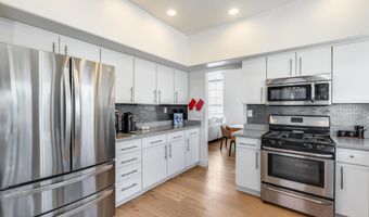 2158 W PENINSULA Cir, Chandler, AZ 85248