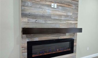 20401 Tonawanda Rd, Apple Valley, CA 92307