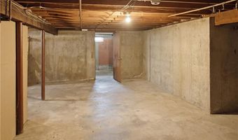 28 City View Pkwy, Johnston, RI 02919