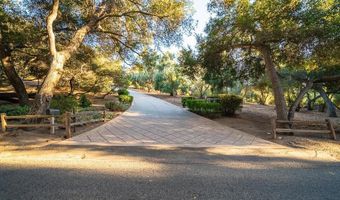 2529 Live Oak Park Rd, Fallbrook, CA 92028