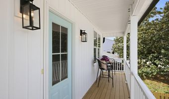 220 Pelican Dr, Atlantic Beach, NC 28512
