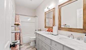 7 Holbrook Dr, Beaufort, SC 29902