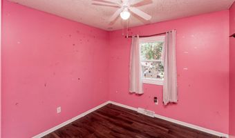 202 11th Ave NW, Altoona, IA 50009